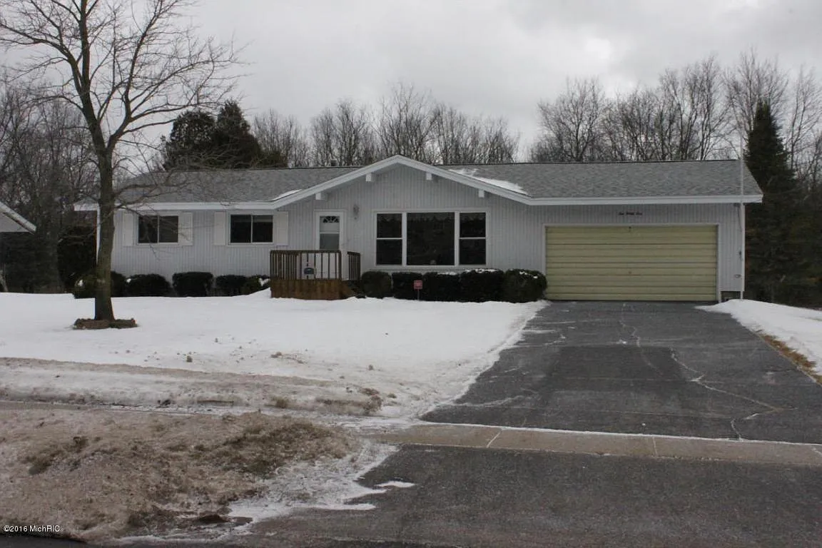 1031 Porter Rd photo 1