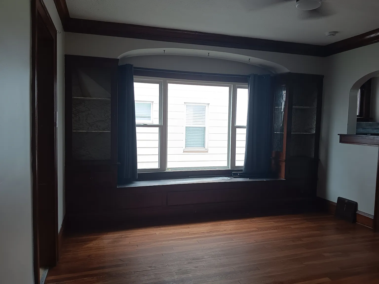 2 bed, 1360 sqft, $1,200 — Photo 3