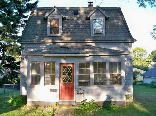106 S Auburn Ave