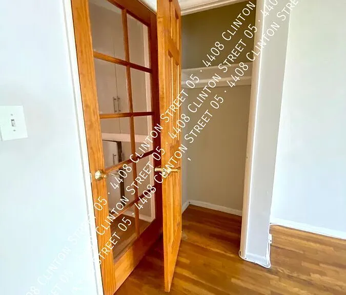 4408 Clinton St #5 — Photo 2