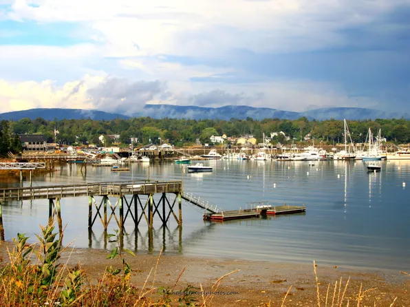 106 Clark Point Rd #2, Southwest Harbor, ME 04679