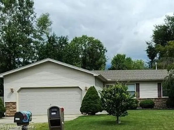 4692 Wildwood Ln, Smiths Creek, MI 48074