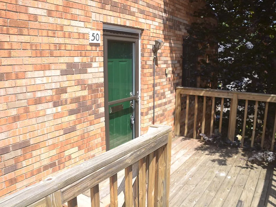 Front View and Deck
