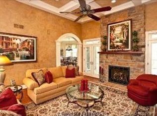 1 Greenland Garth, Phoenix, MD 21131