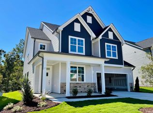 404 Highland Forest Dr, Fuquay Varina, NC 27526