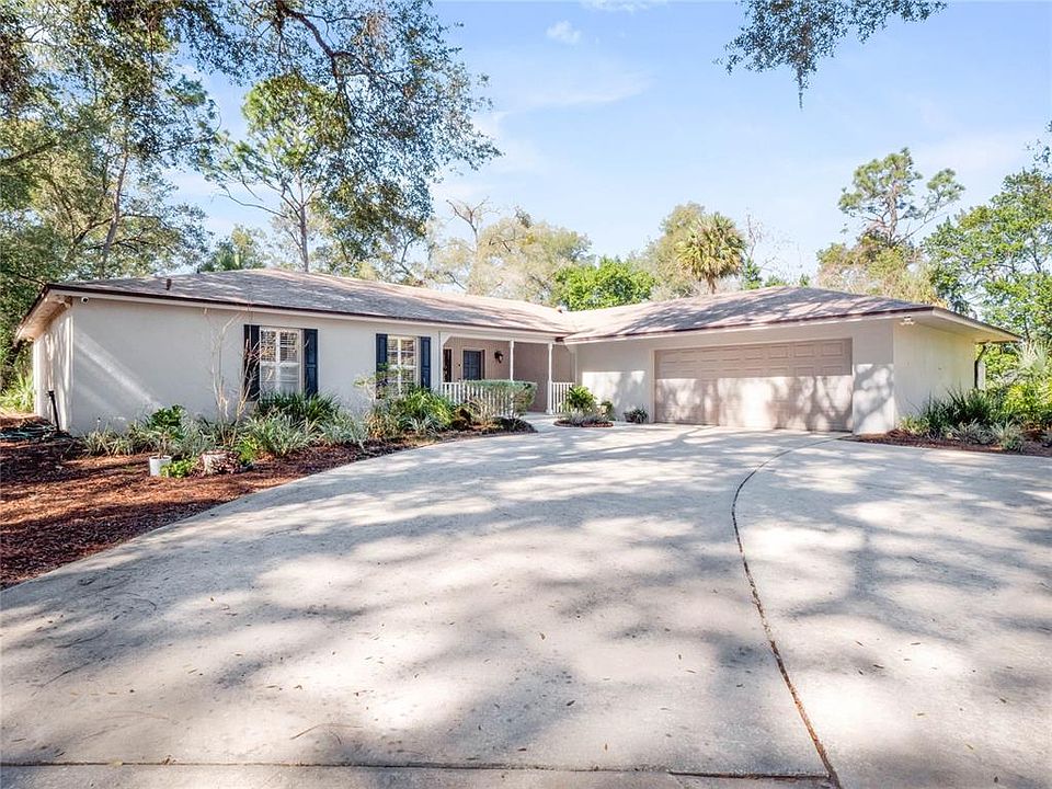 1st image of 804 DE LA BOSQUE
