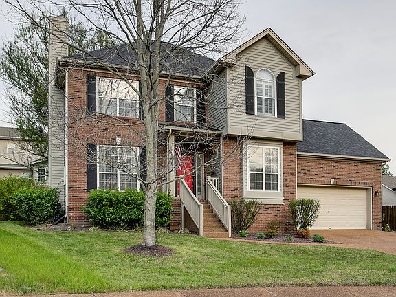 2nd image of 510 Clover Leaf Ln