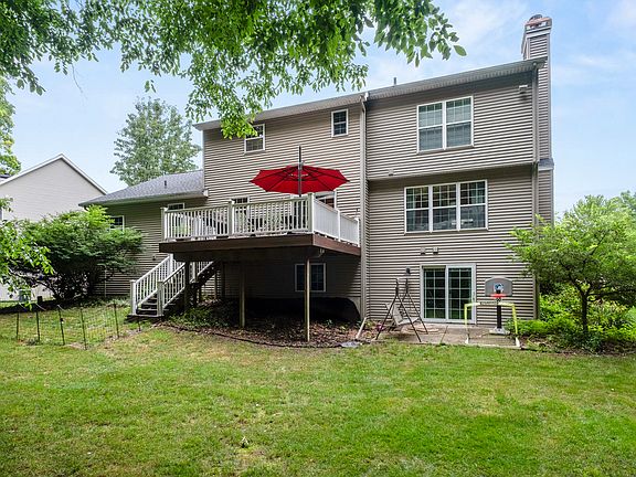 3rd image of 7089 Black Forest Dr NE