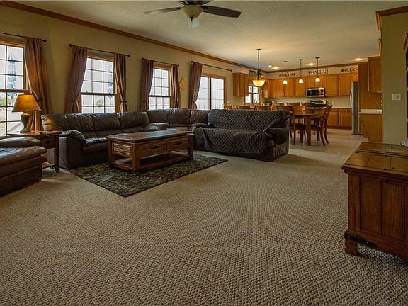 3rd image of 6020 Pebble Creek Dr