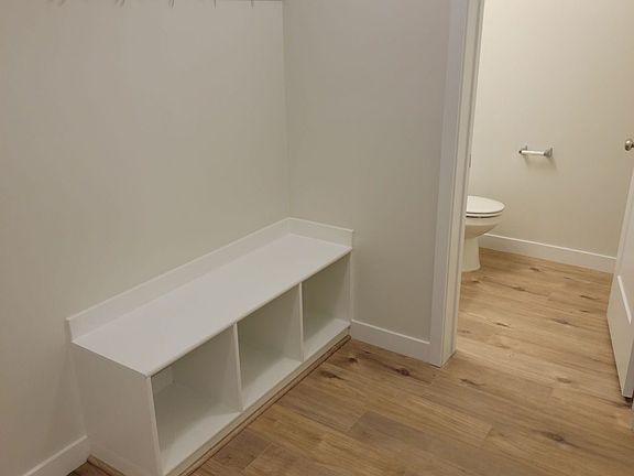 1st floor mudroom half bath