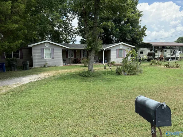 2089 Elkwood Section Rd, Hazel Green, AL 35750