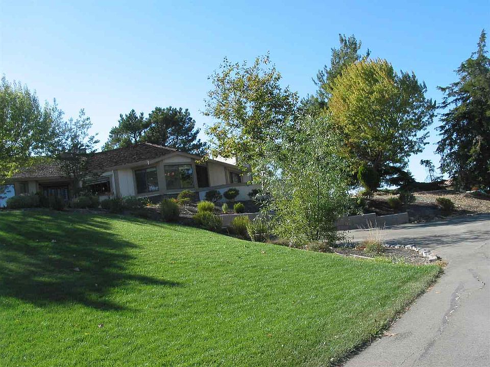 2nd image of 66 Hidden Hills Pl