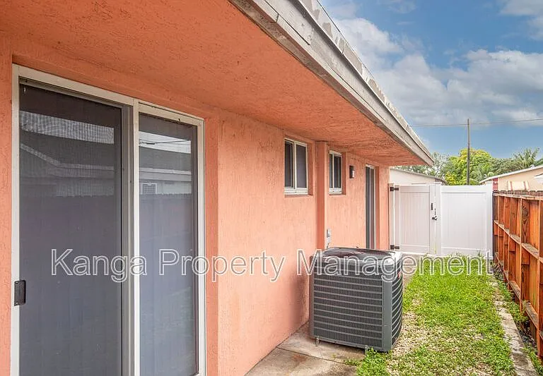 5918 Pierce St — Photo 25