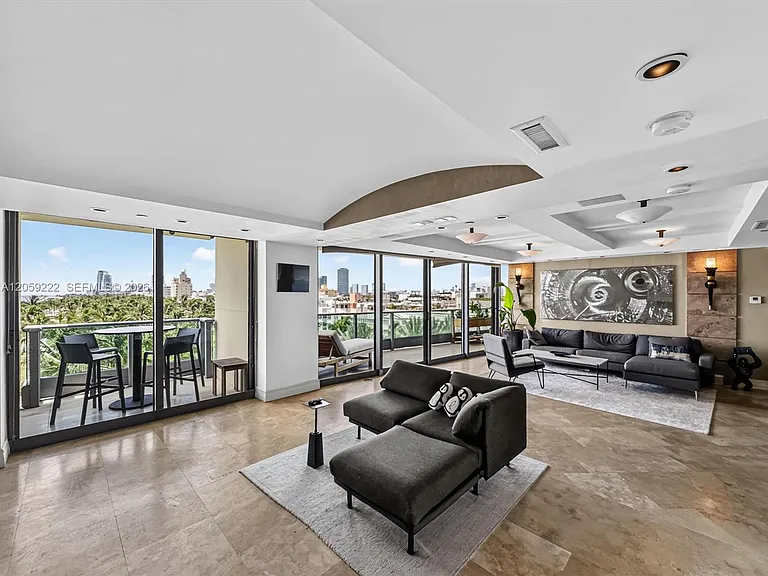 1455 Ocean Dr #704 — Photo 9