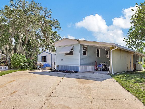3rd image of 7820 SE Fork River Drive