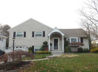 1615 Lenape Rd, Linden, NJ 07036