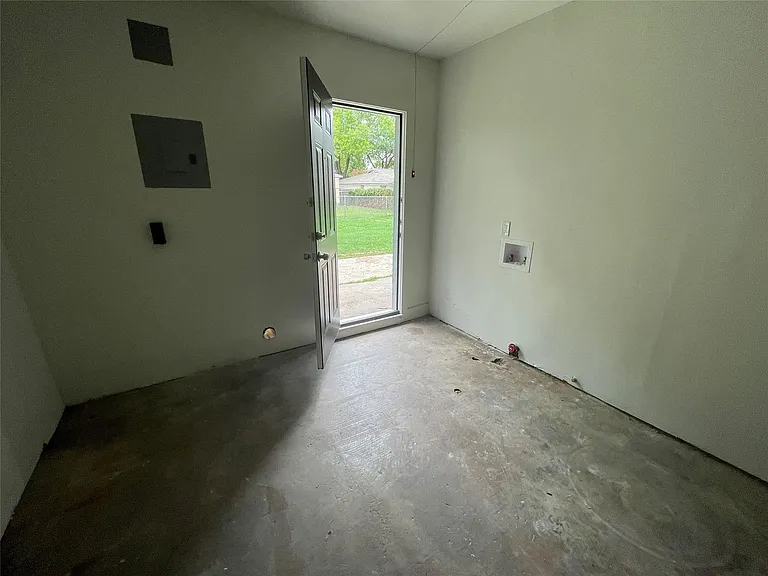5736 Aton Ave — Photo 22