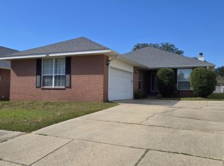 2360 Caddy Shack Ln, Pensacola, FL 32526