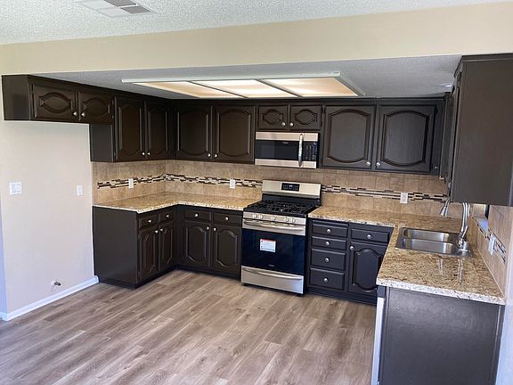 3rd image of 653 E Avenue J9