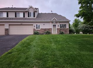 1569 Alphon Dr, Victoria, MN 55386