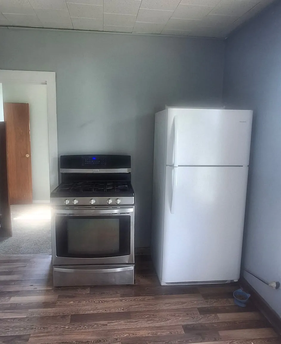 1 bed, $875 — Photo 2