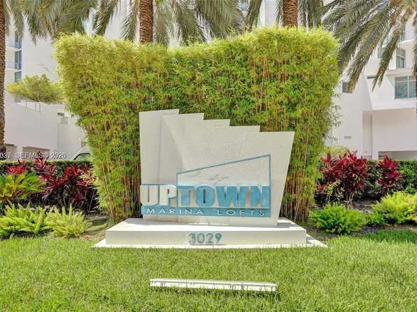 3029 188th St, Aventura, FL