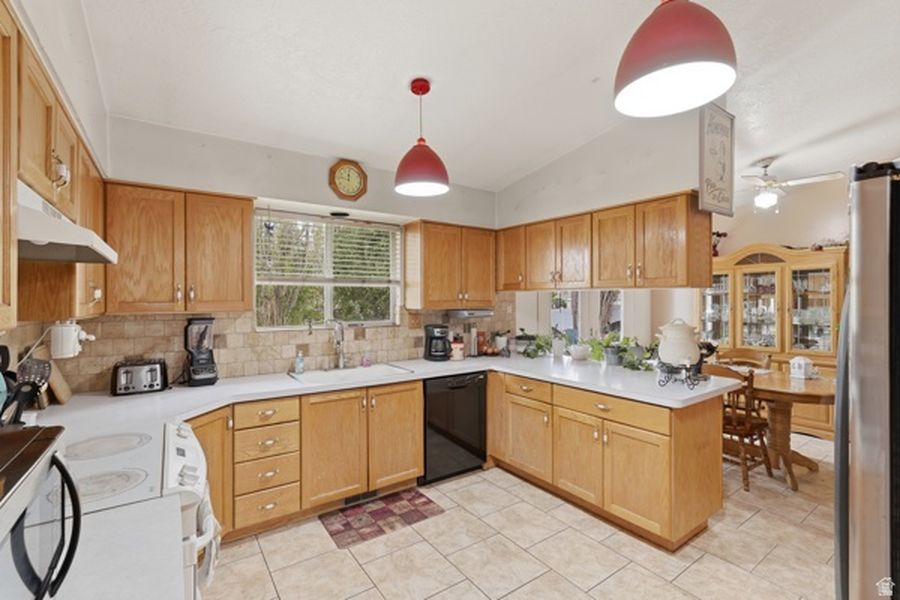 1662 S 1200 W, Woods Cross, UT - View 6