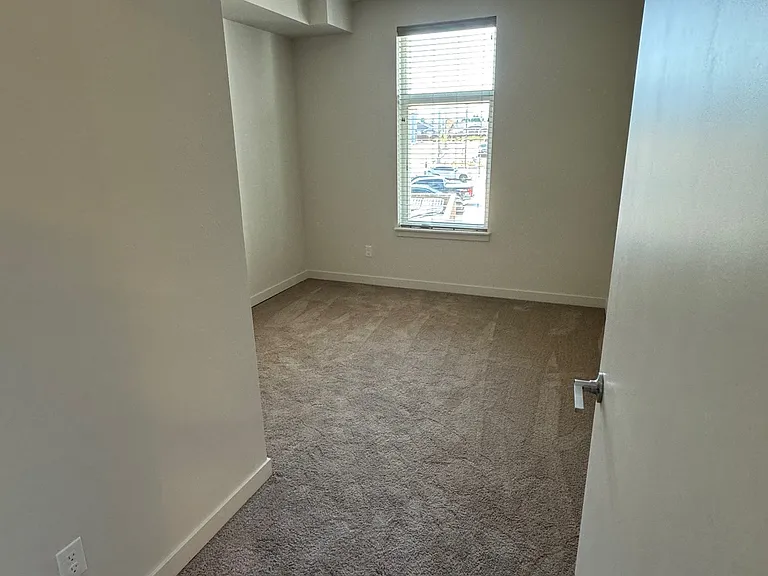 Cedar Commons — Photo 11