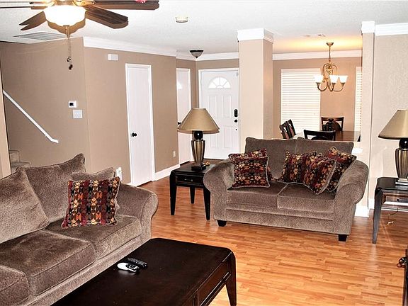 3rd image of 212 Allenwood Dr