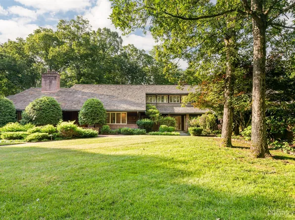 2 Arboretum Rd, Asheville, NC 28803