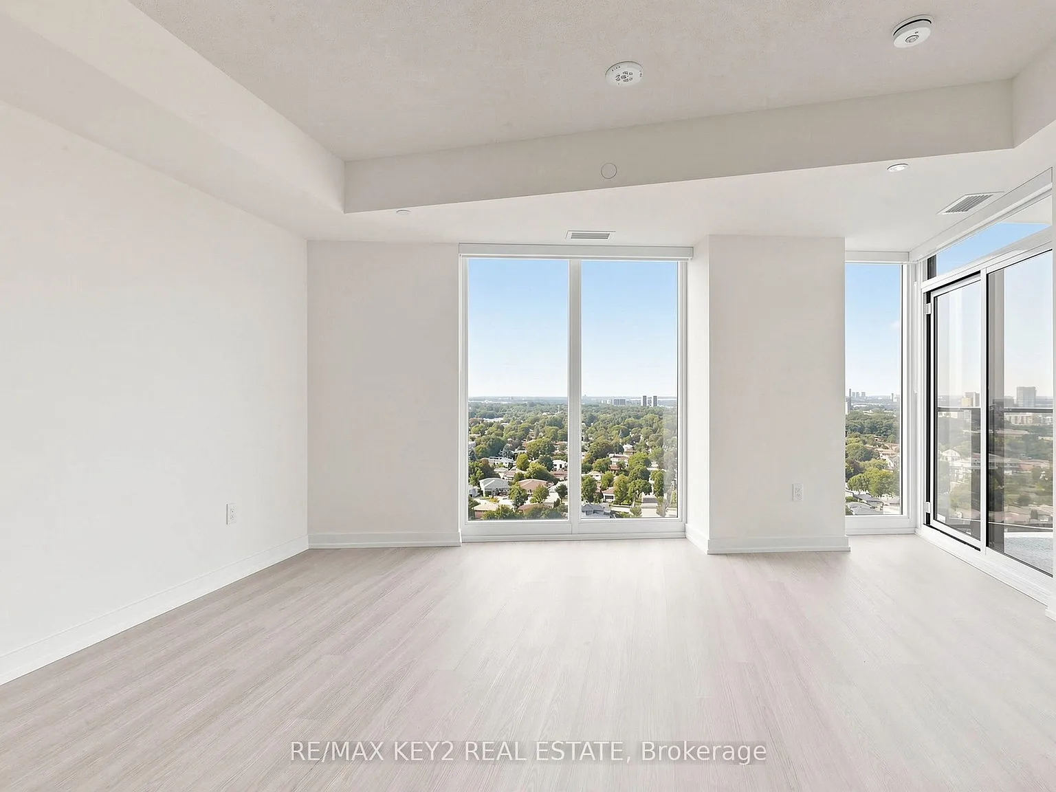 2 bed, $2,395 — Photo 3