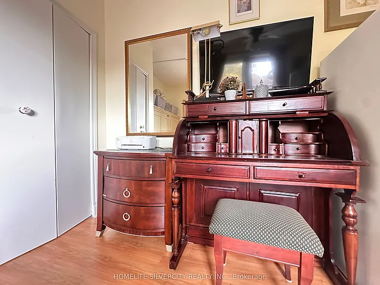 50 Nelson St W #4 — Photo 18