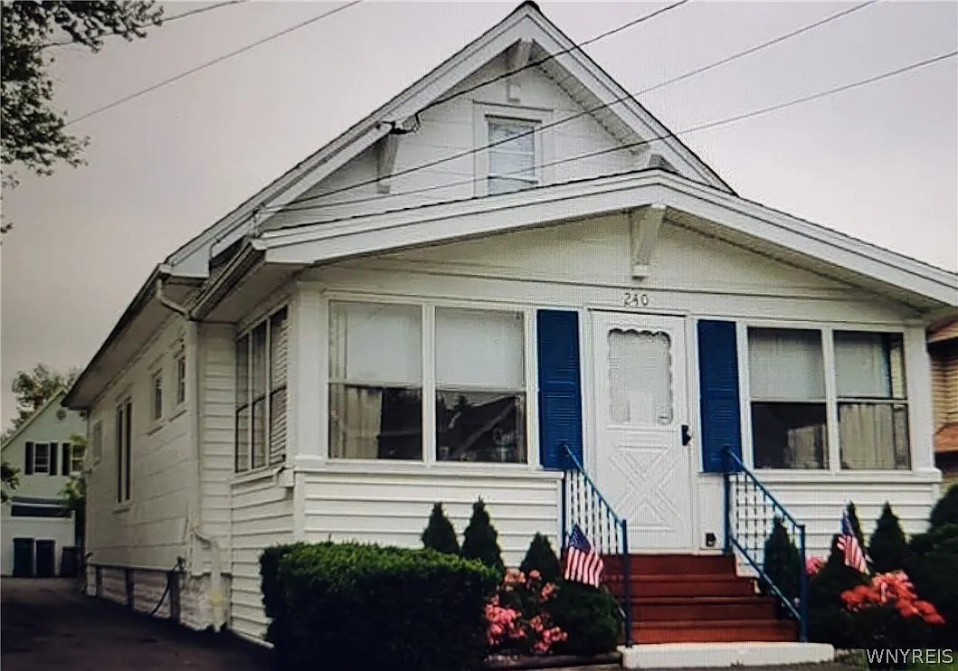 240 78th St photo 1