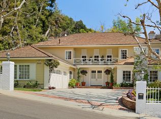 2862 Royston Pl, Beverly Hills, CA 90210
