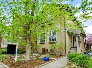 5030 N Mozart St, Chicago, IL 60625