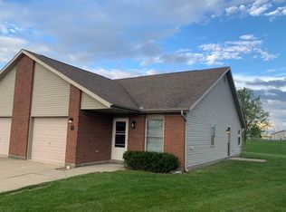 1194 Rees Dr, Sidney, OH 45365