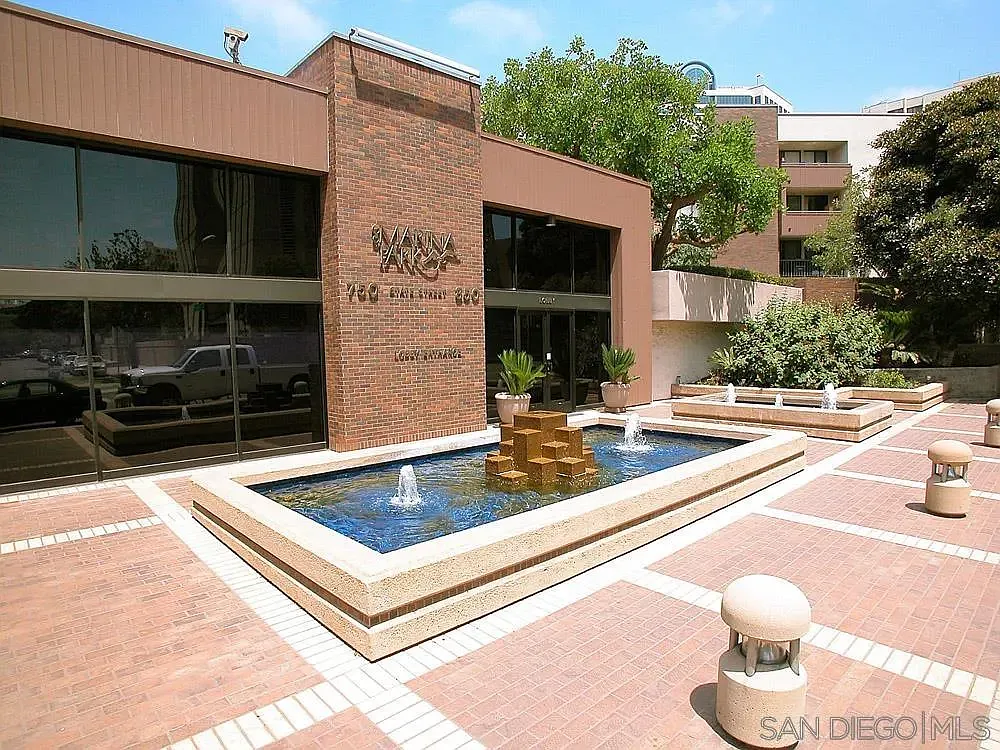 1 bed, 1.0 bath, 666 sqft, $2,475 — Photo 1