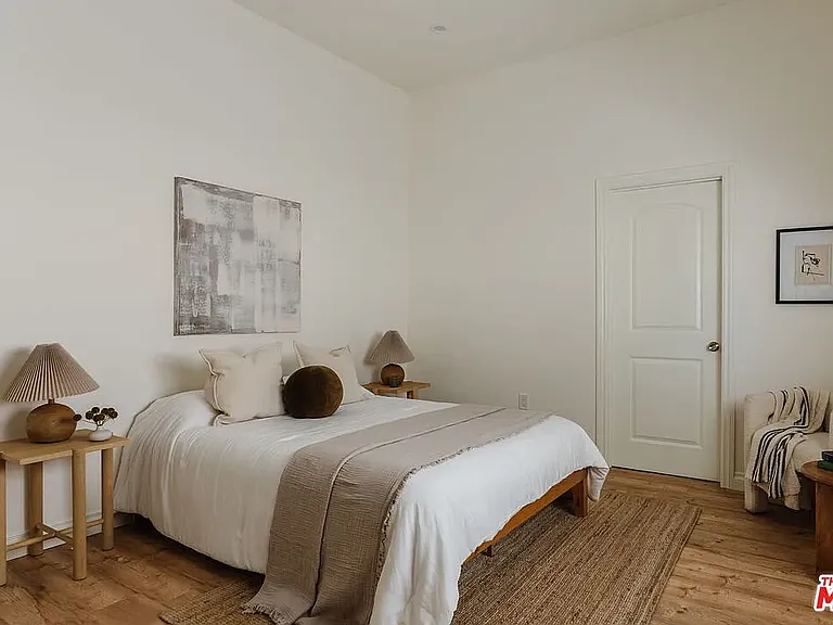 328 N Occidental Blvd #1 — Photo 5