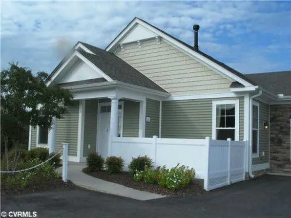 12202 Blossom Point Rd, Chester, VA 23831