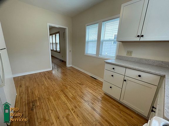 2nd image of 3959 Emerson Ave N