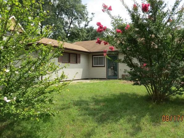 30 Shawmont Ln, Willingboro, NJ 08046