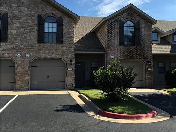 2nd image of 3477 W Chevaux Dr