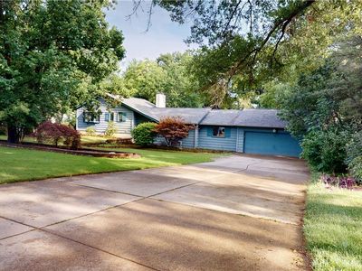 6724 Somerset Dr, Brecksville, OH, 44141