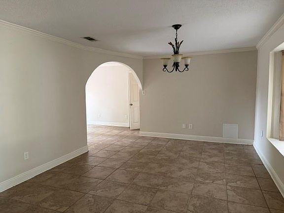 2nd image of 106 Kempsey Ct