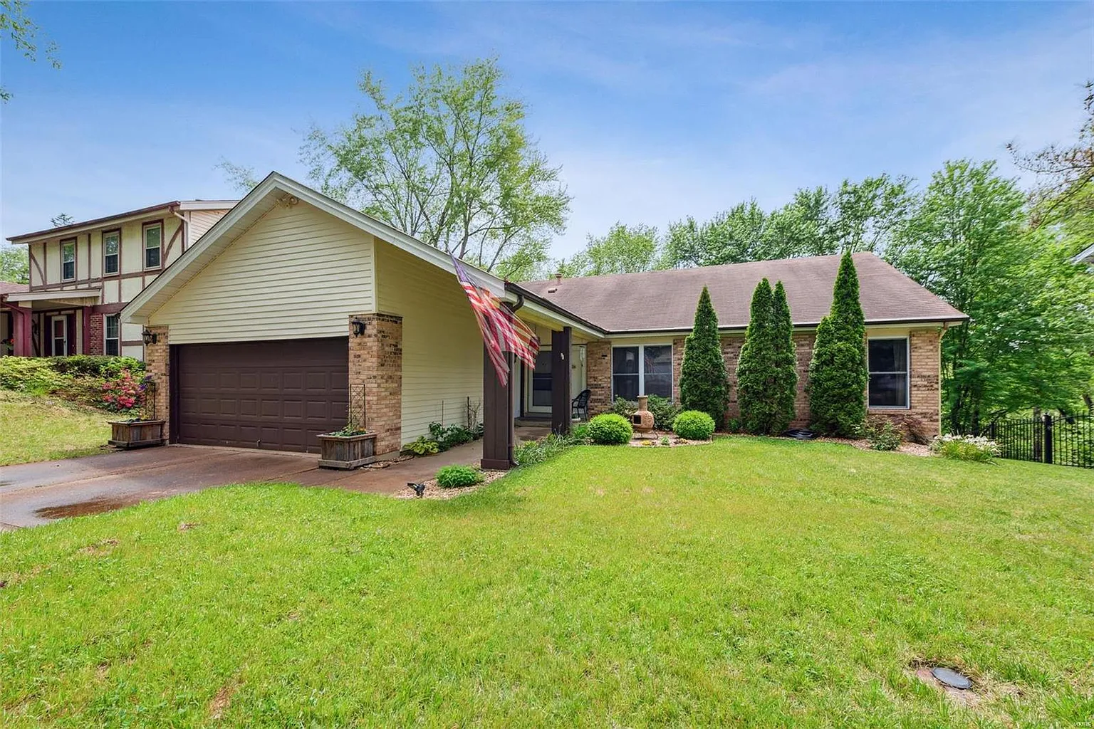 126 Hollyleaf Dr photo 1