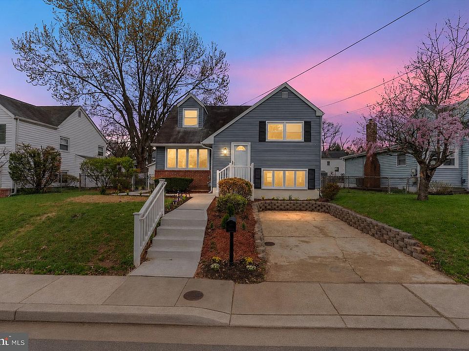 1st image of 307 Oxford Dr