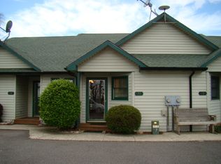 55 Fairway Villa Dr, Fancy Gap, VA 24328