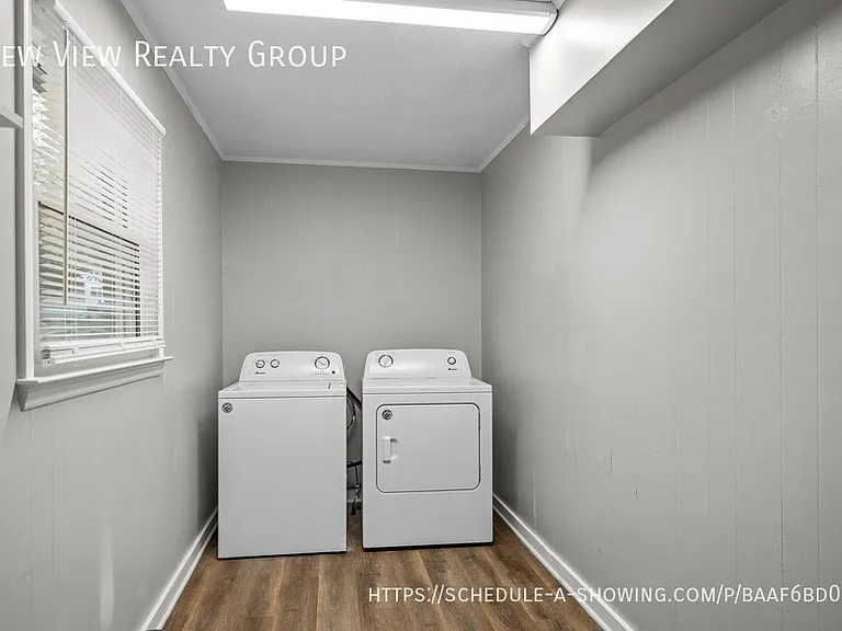 4800 Maplecrest Dr — Photo 12