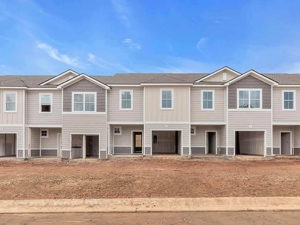 1st image of 724 Big Bend Ct Lot 20
