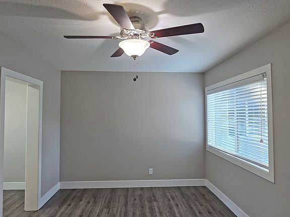 3rd image of 1626 27th St APT 07